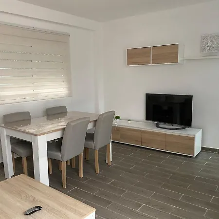 Apartamento Acogedor Casa Leonor * Enguera